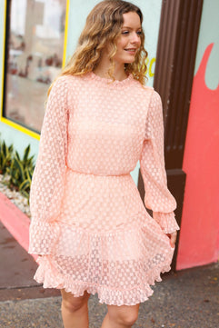 Peach Pleated Lace Bubble Sleeve Lined Dress