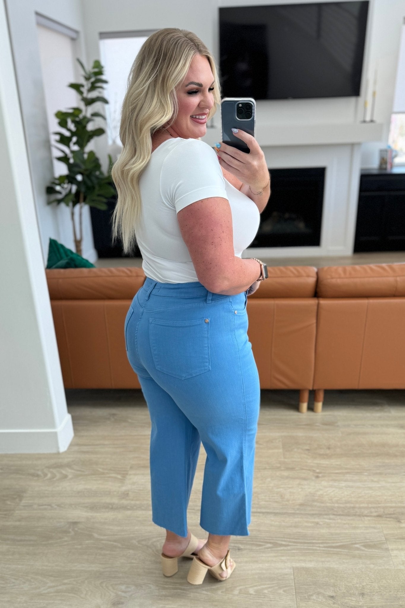 Lisa High Rise Control Top Wide Leg Crop Jeans in Sky Blue - Molliee Boutique