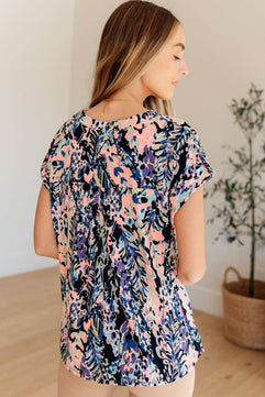 Lizzy Cap Sleeve Top in Navy Abstract Floral - Molliee Boutique