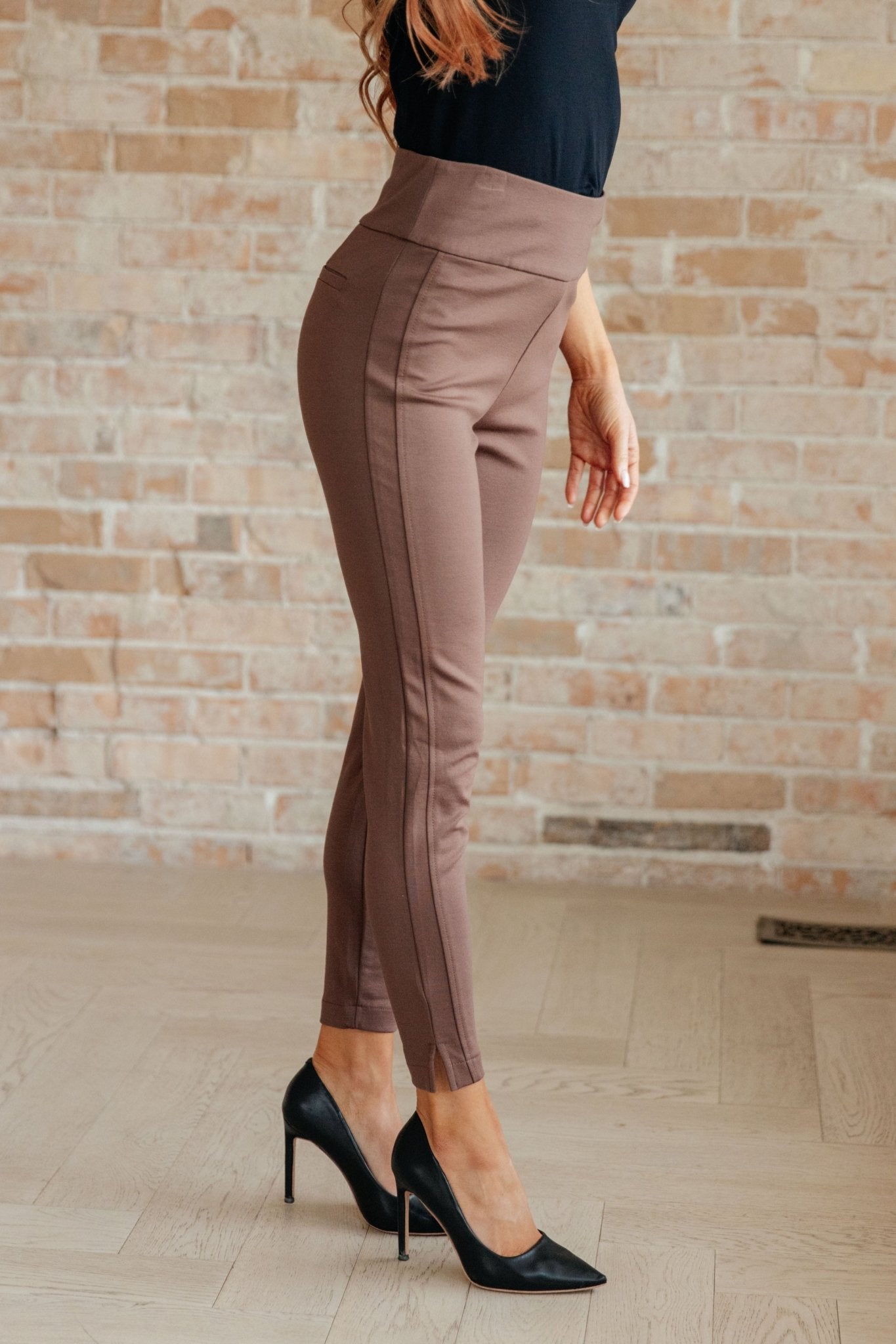 Magic Ankle Crop Skinny Pants in Dark Brown - Molliee Boutique