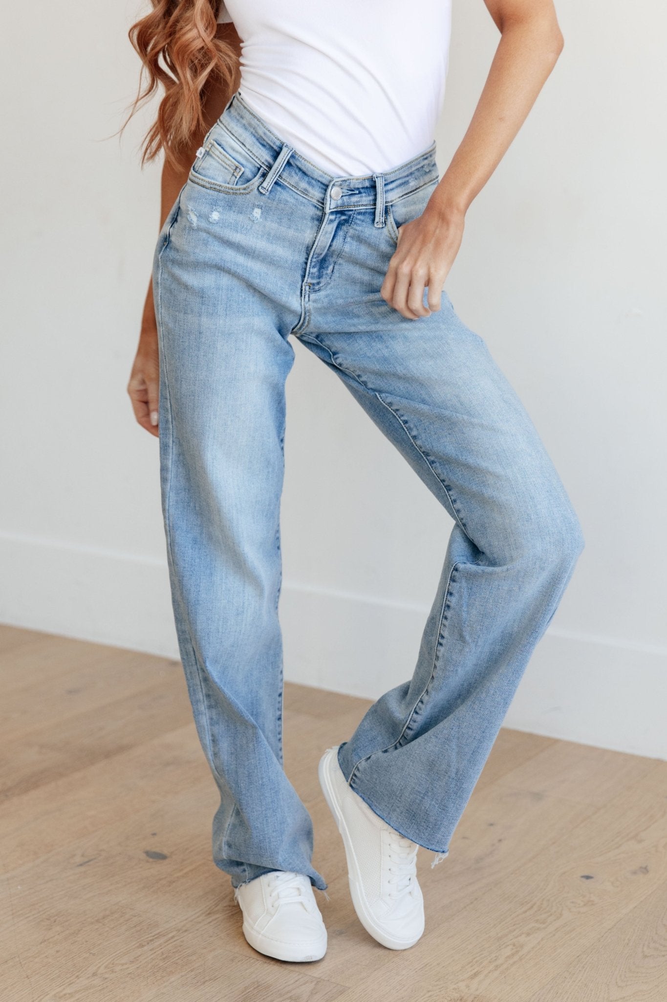 Mildred High Rise V Front Waistband Straight Jeans - Molliee Boutique