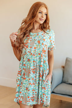 Mint Fields Forever Floral Dress - Molliee Boutique