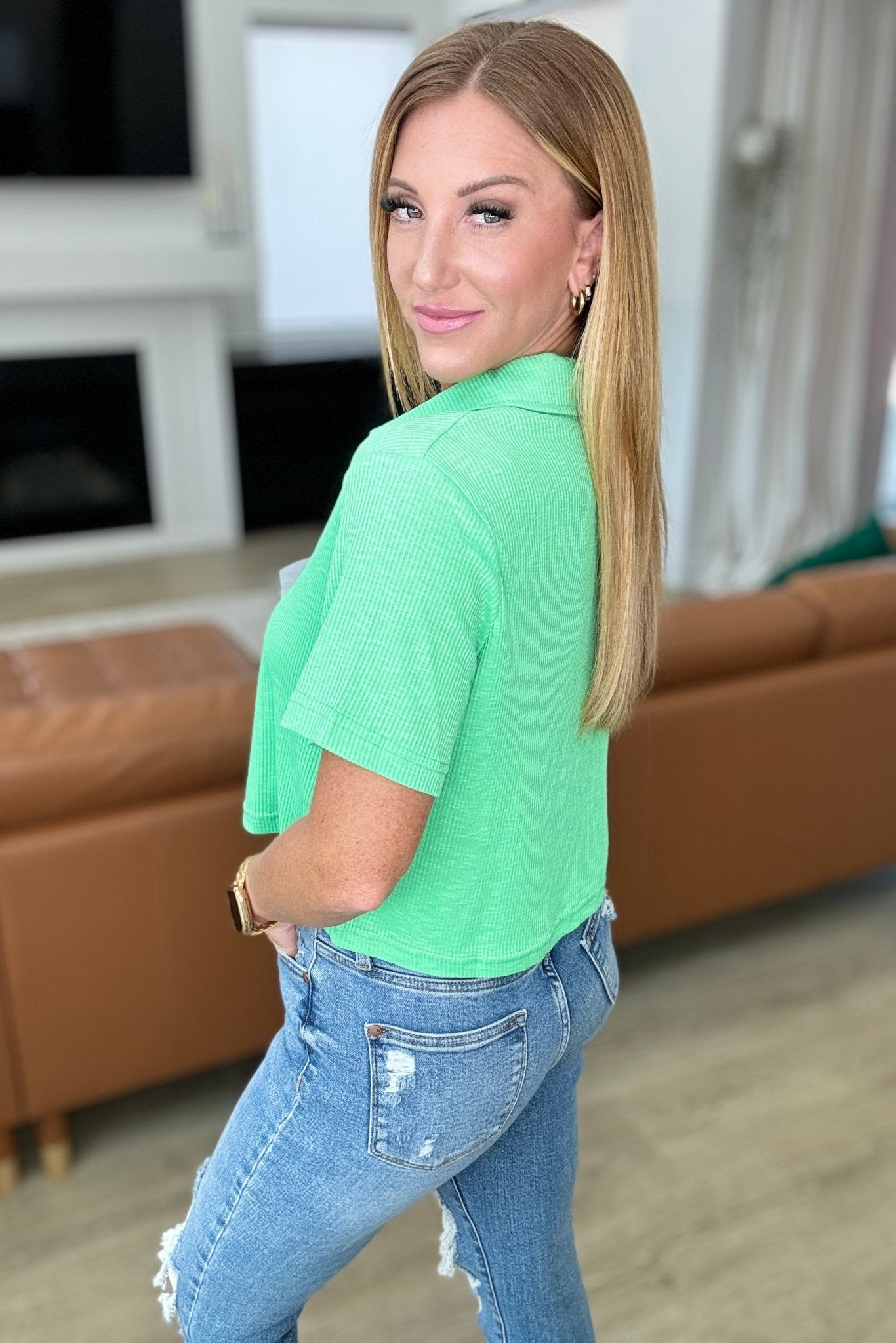 Rory Ribbed Cropped Tennis Tee in Green - Molliee Boutique