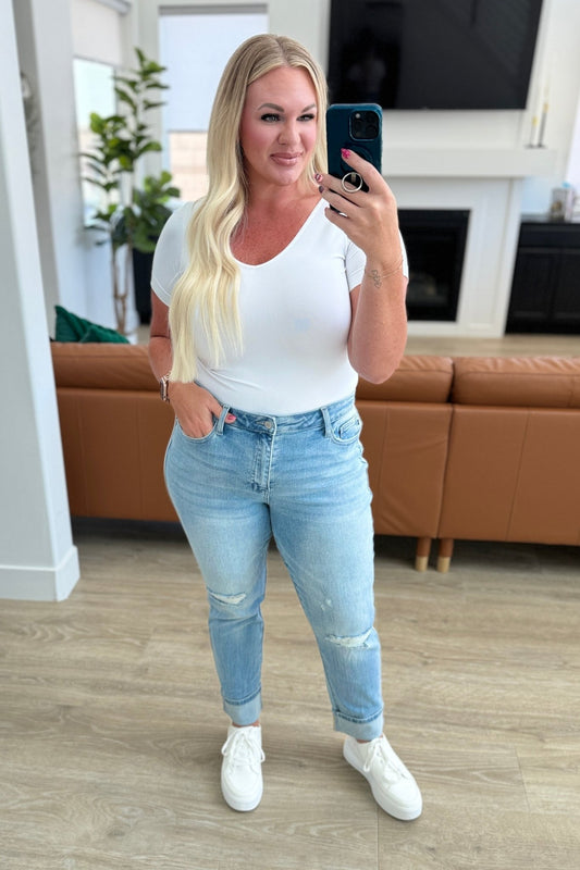 Sam Mid Rise Star Pocket Boyfriend Jeans - Molliee Boutique