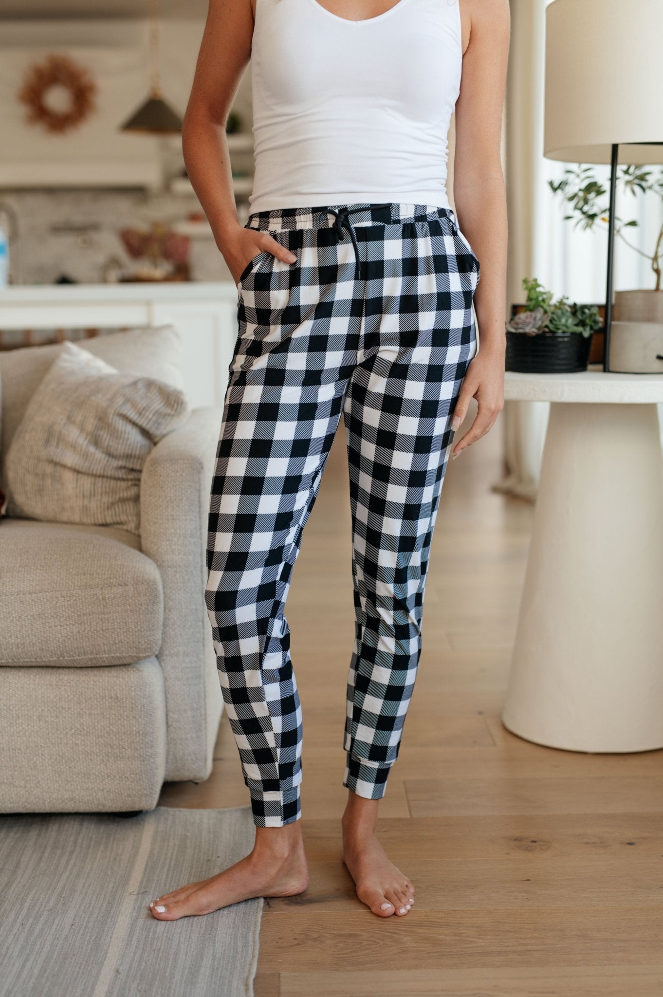 Your New Favorite Joggers in Black and White Check - Molliee Boutique