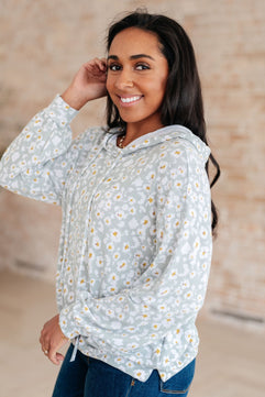 A Touch of Pollen Pullover Sweater - Molliee Boutique