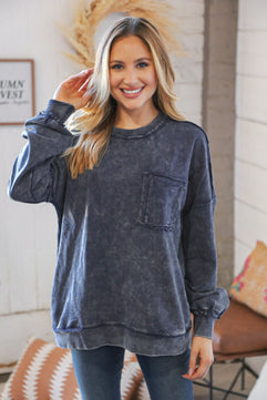 Blackberry Acid Wash Cotton Pullover with Side Pockets - Molliee Boutique