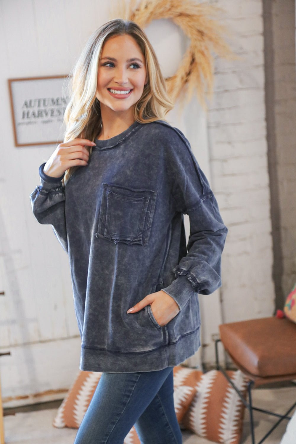 Blackberry Acid Wash Cotton Pullover with Side Pockets - Molliee Boutique