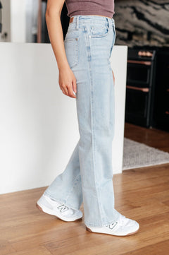 Brooke High Rise Control Top Vintage Wash Straight Jeans - Molliee Boutique