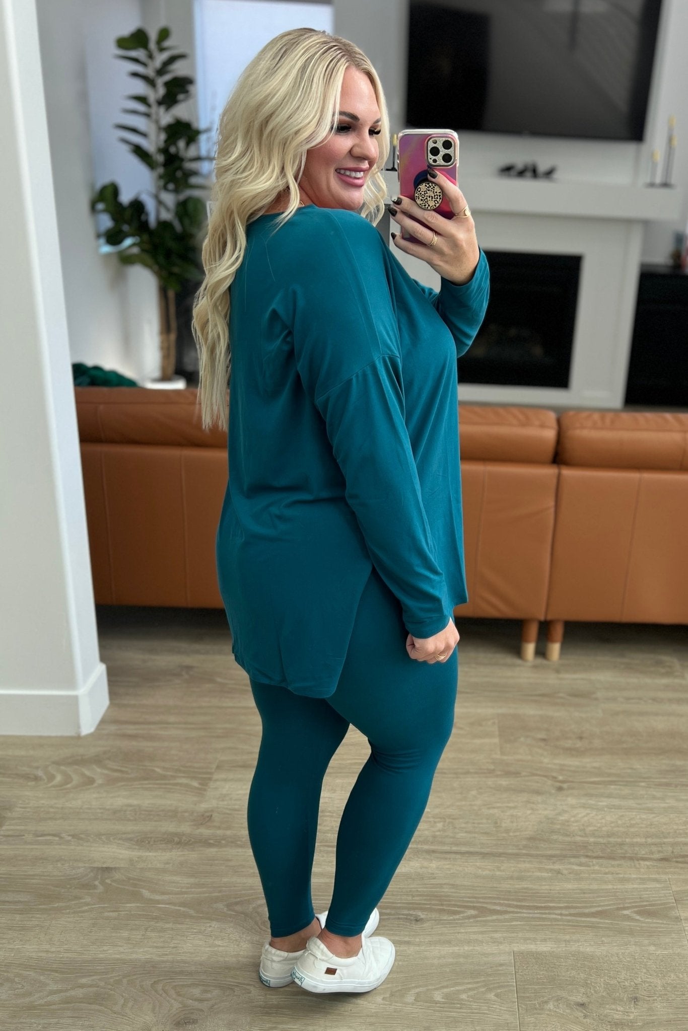 Buttery Soft V-Neck Long Sleeve Loungewear Set in Teal - Molliee Boutique