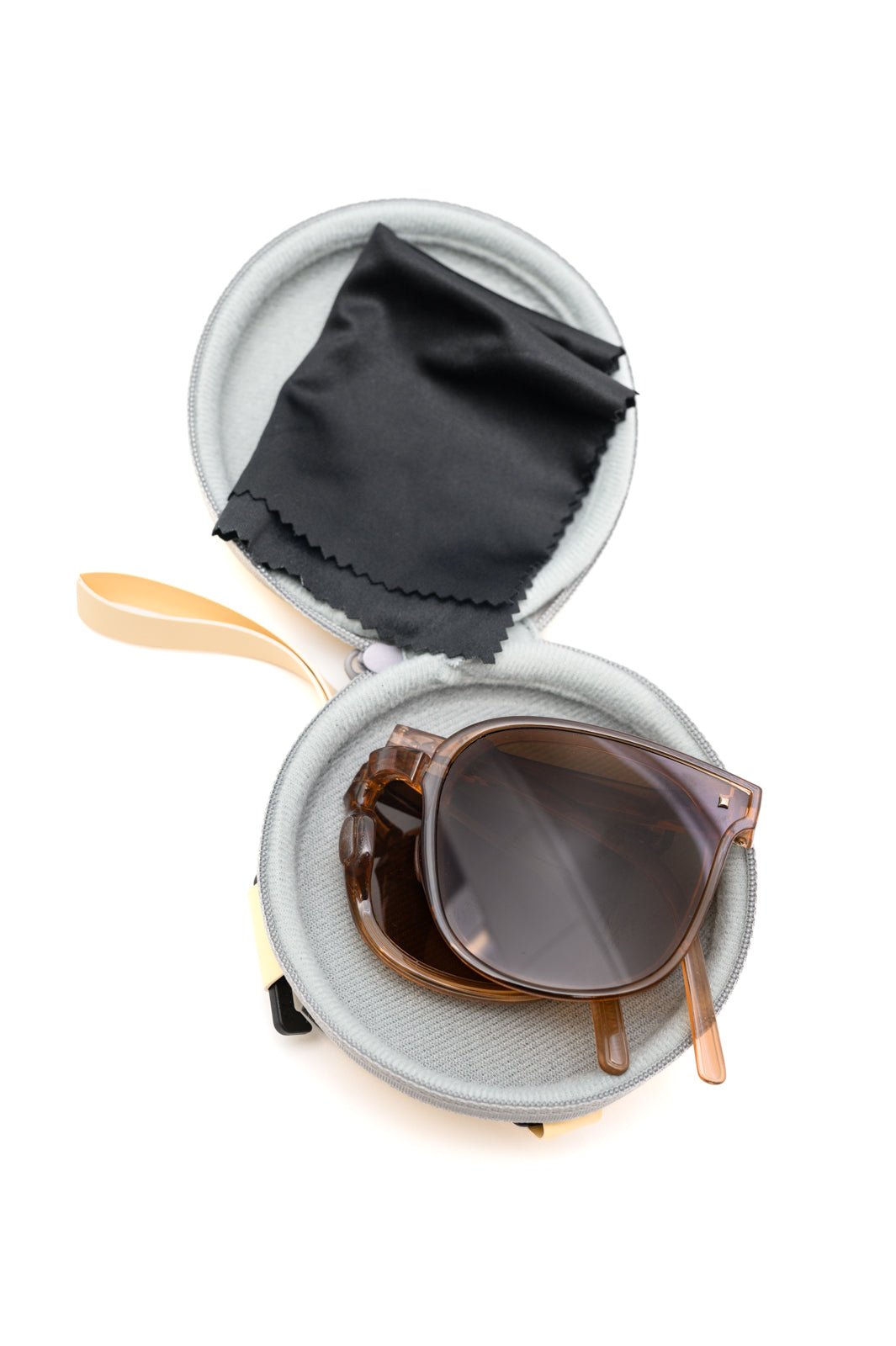 Collapsible Girlfriend Sunnies & Case in Champagne - Molliee Boutique