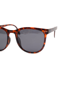 Collapsible Girlfriend Sunnies & Case in Tortoise Shell - Molliee Boutique