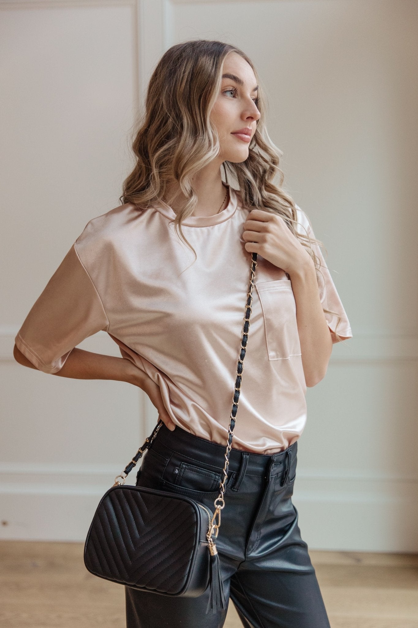 Get What You Need Crossbody - Molliee Boutique