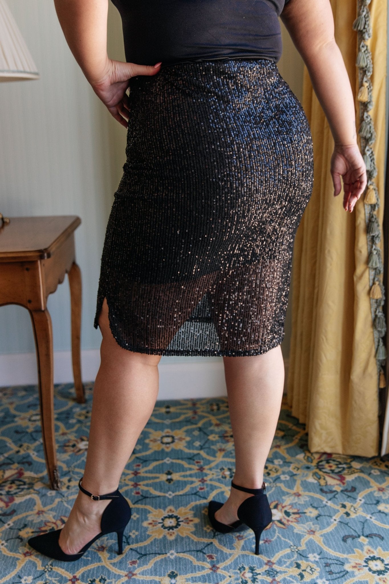 Gilded Age Sequin Skirt in Black - Molliee Boutique