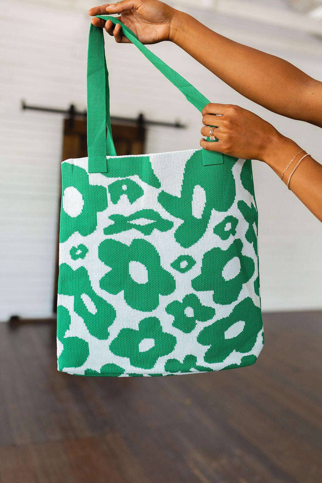 Lazy Daisy Knit Bag in Green - Molliee Boutique