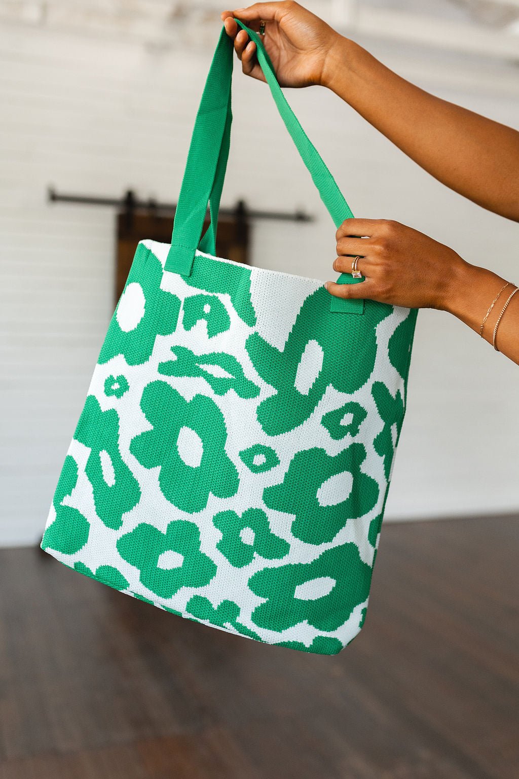 Lazy Daisy Knit Bag in Green - Molliee Boutique