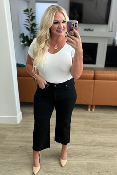 Lizzy High Rise Control Top Wide Leg Crop Jeans in Black - Molliee Boutique