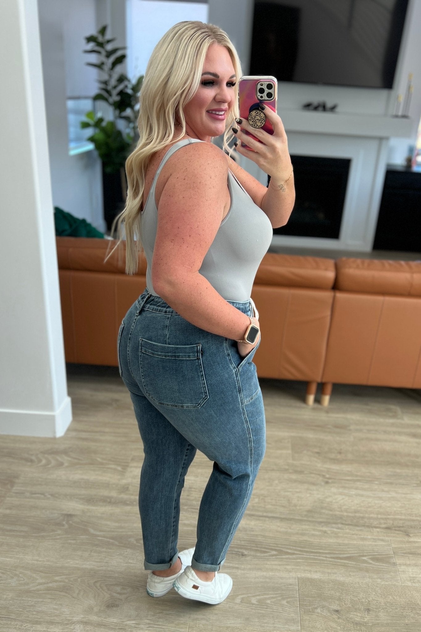 Payton Pull On Denim Joggers in Medium Wash - Molliee Boutique