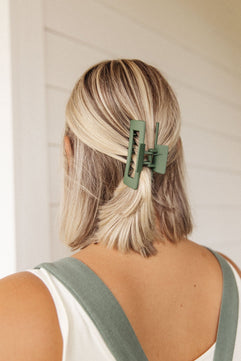 Rectangle Claw Clip in Matte Moss - Molliee Boutique