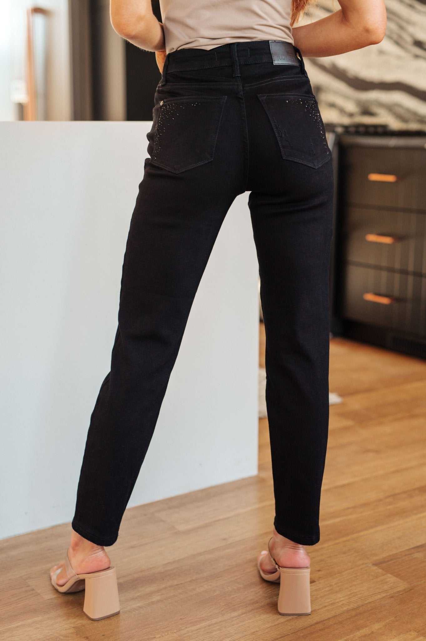 Reese Rhinestone Slim Fit Jeans in Black - Molliee Boutique