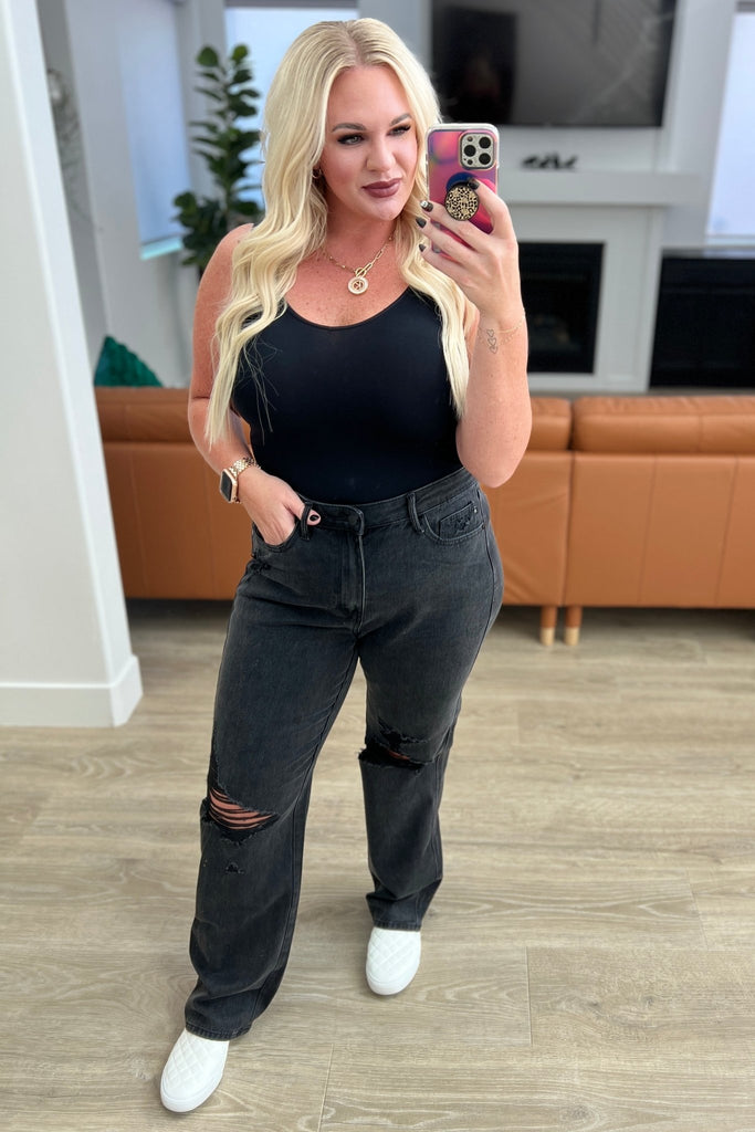 Susannah High Rise Rigid Magic 90's Distressed Straight Jeans in Black - Molliee Boutique