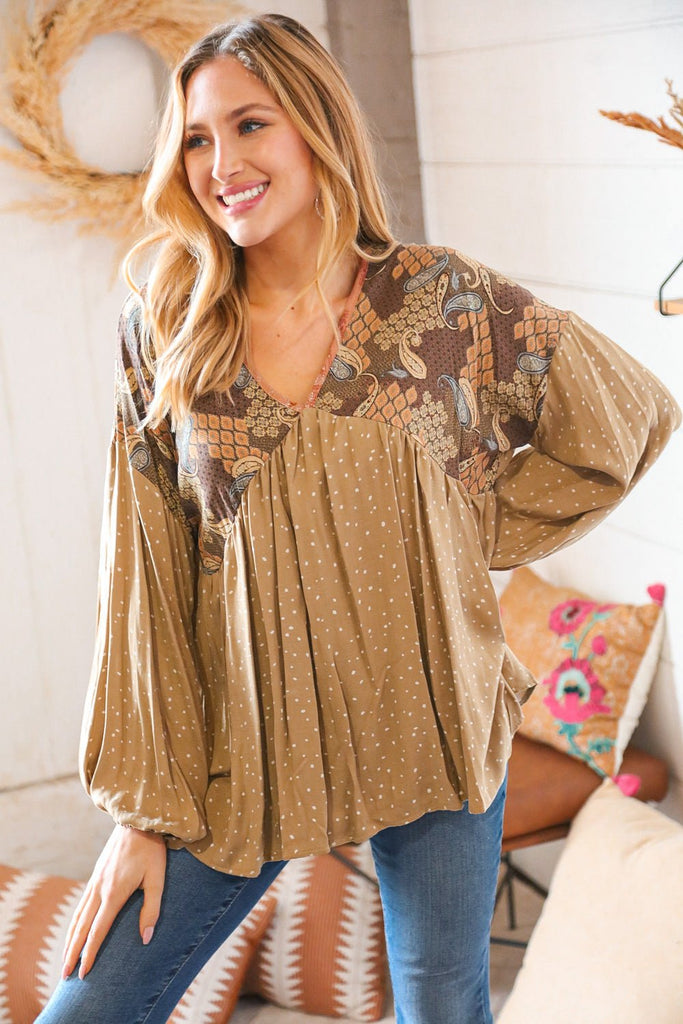 Taupe V Neck Crinkle Paisley and Dot Woven Babydoll Top - Molliee Boutique