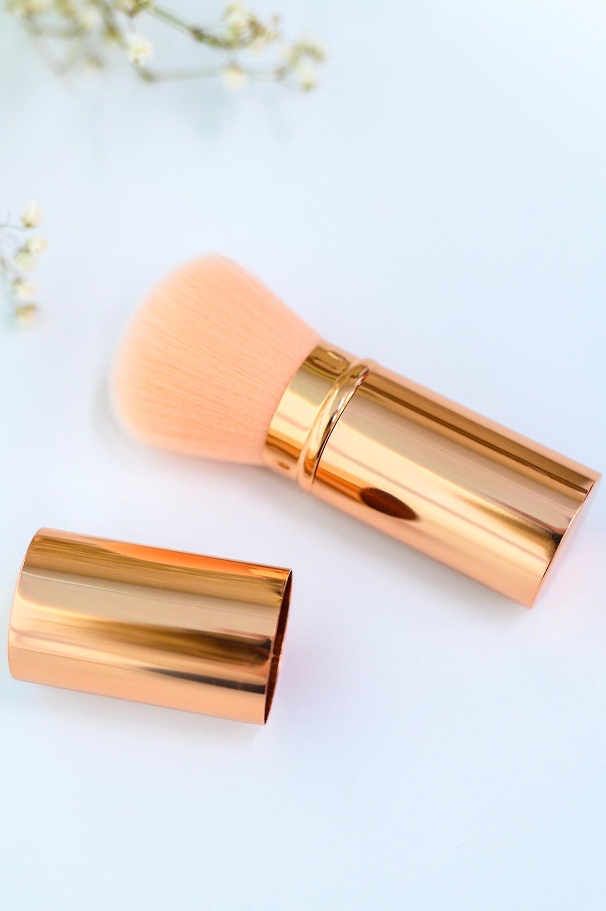 Telescopic Powder Brush - Molliee Boutique