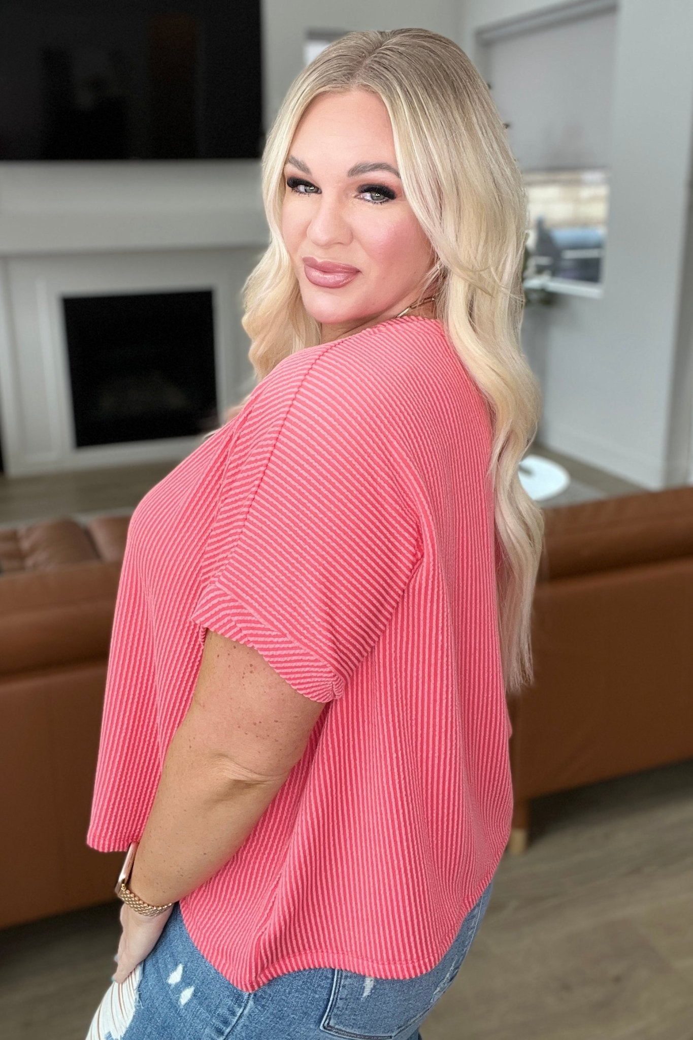 Textured Line Twisted Short Sleeve Top in Coral - Molliee Boutique